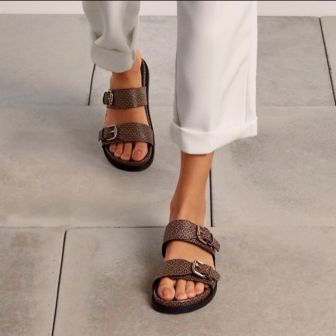 Capodarte - Zapatillas Monograma Beige