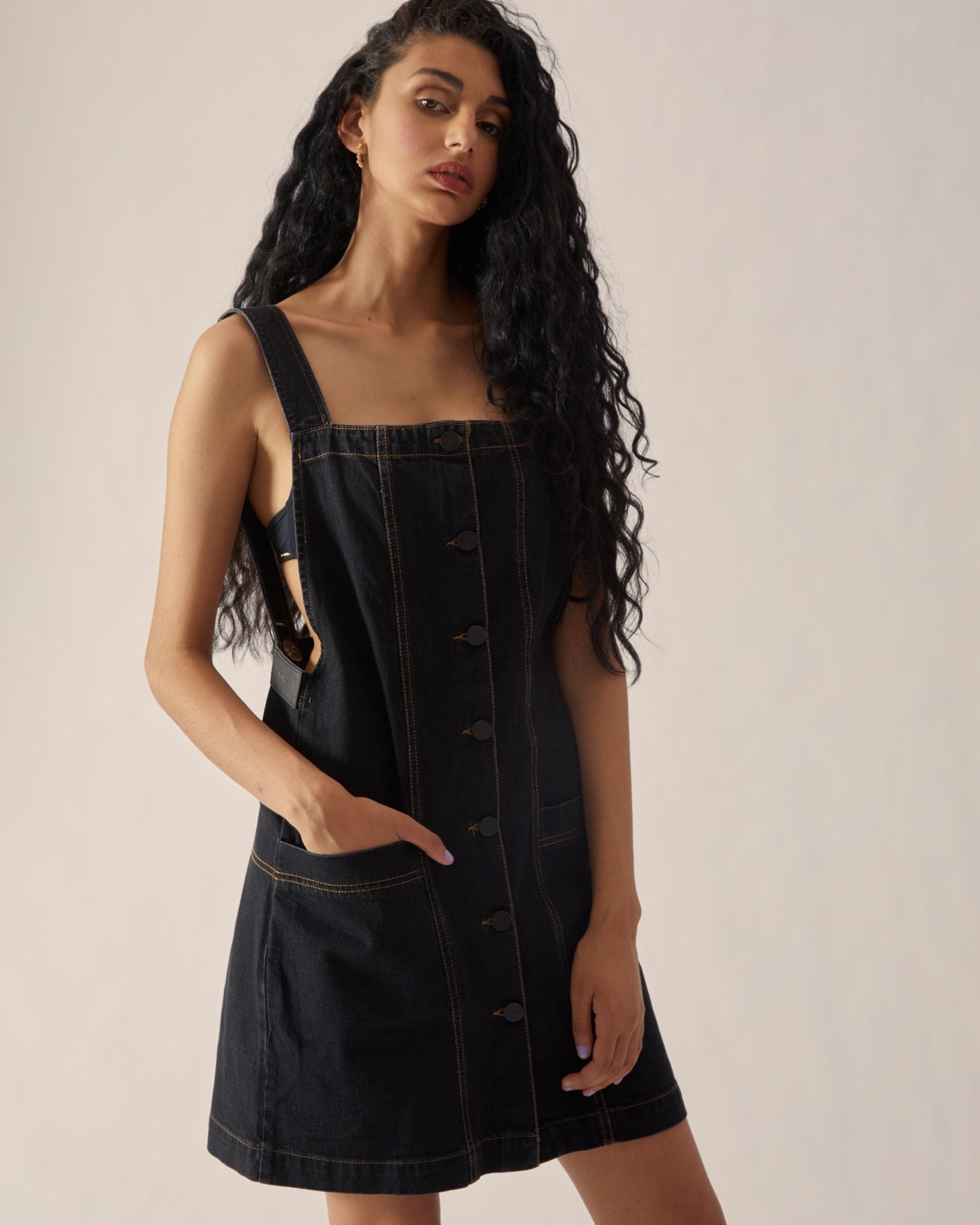 Rotunda - Vestido November Black