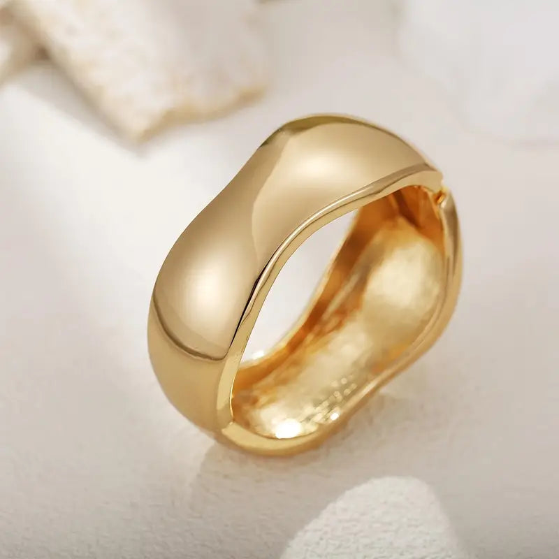 Essentials - Brazalete  Irregular