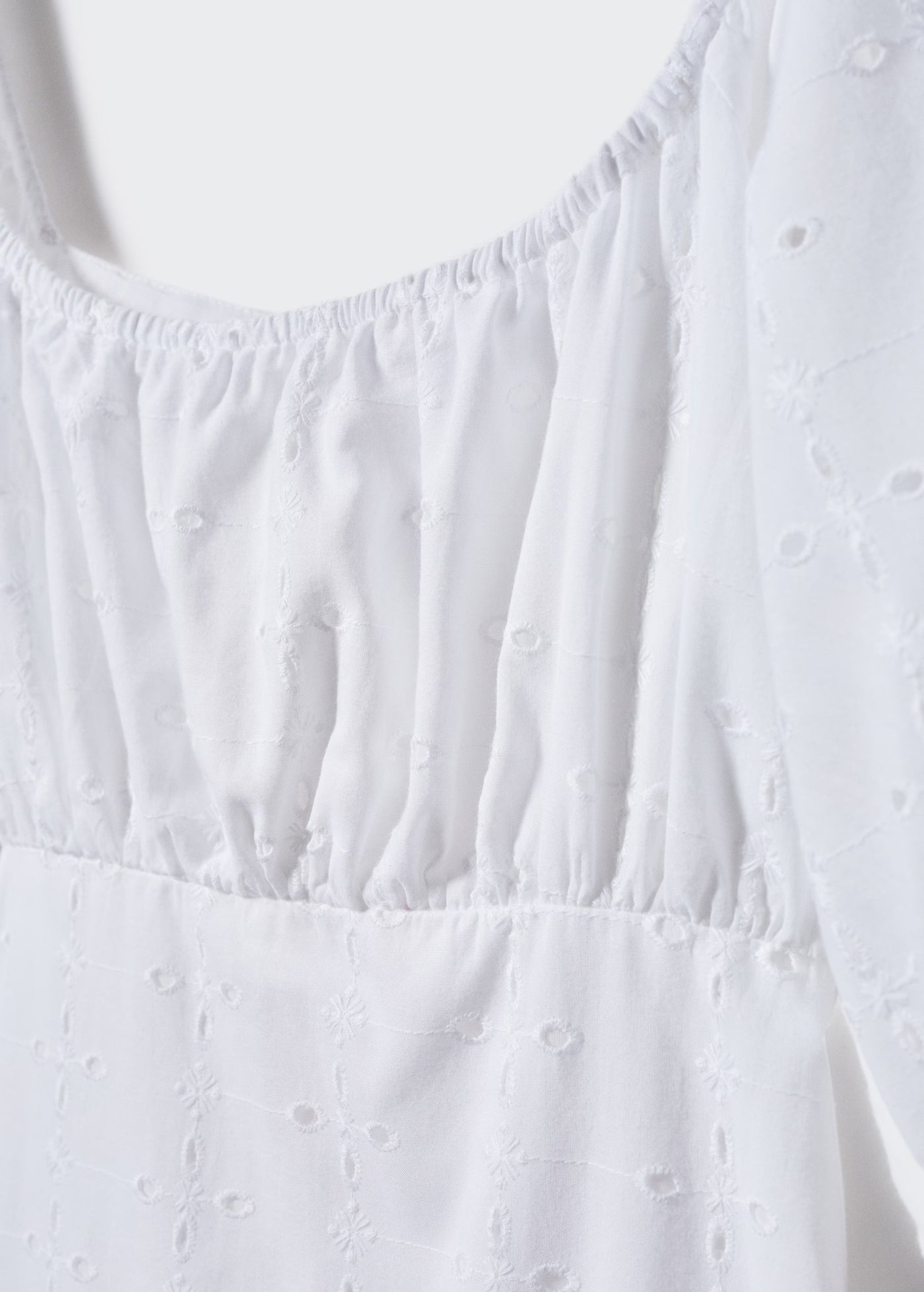 MNG - Vestido Bordi