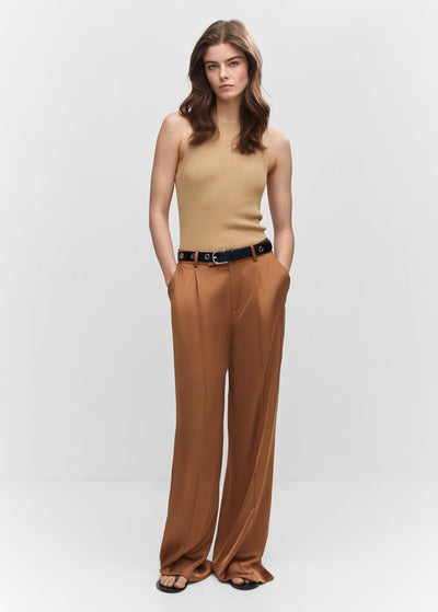 MNG - Pantalón satinado detalle pinzas