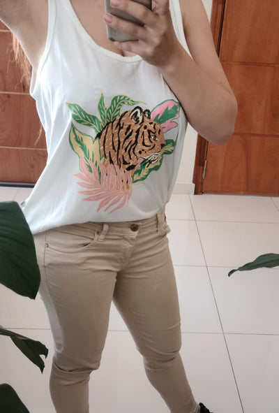 Zhoue - Musculosa Naomi