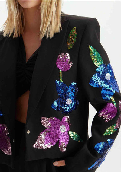 CINNTRE - LancaPerfume - Blazer Negro con Flores