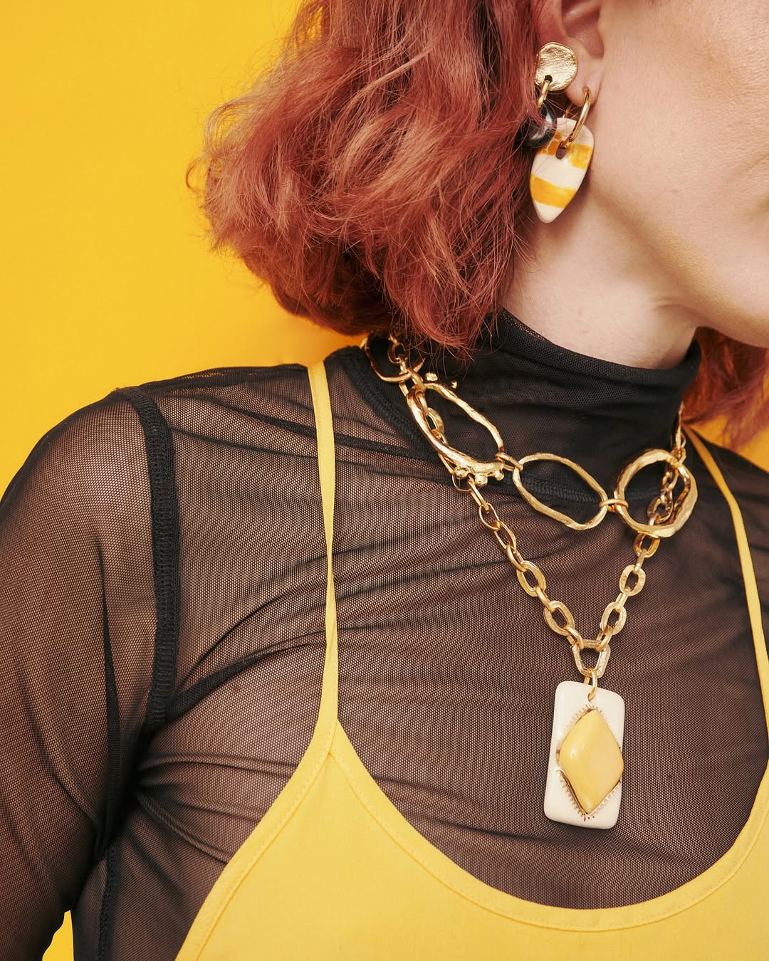 Project-White -  Mechi Garay Collar Nacata Dorado