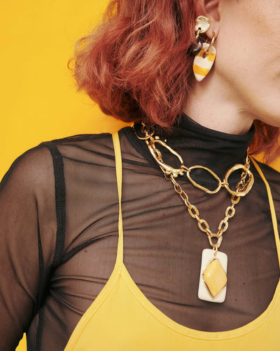 Project-White -  Mechi Garay Collar Nacata Dorado
