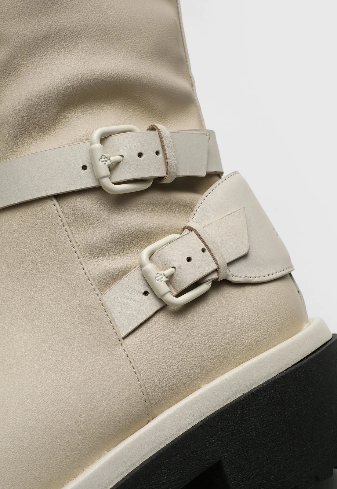 Capodarte - Bota Stretch Crema