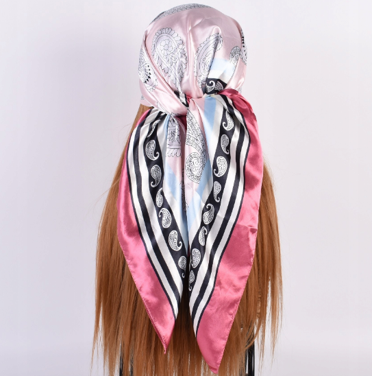 essentials - Pañoleta Satinada Filo Rosa