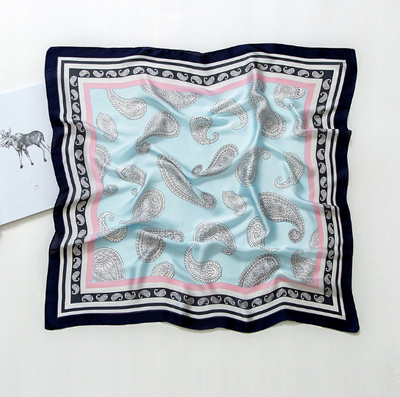 essentials - Pañoleta Satinada Filo Azul