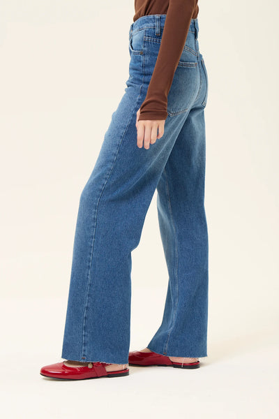 Project-White - Jeans Adventure