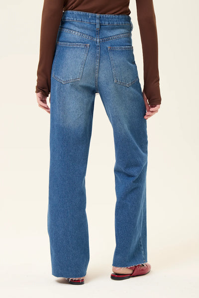 Project-White - Jeans Adventure