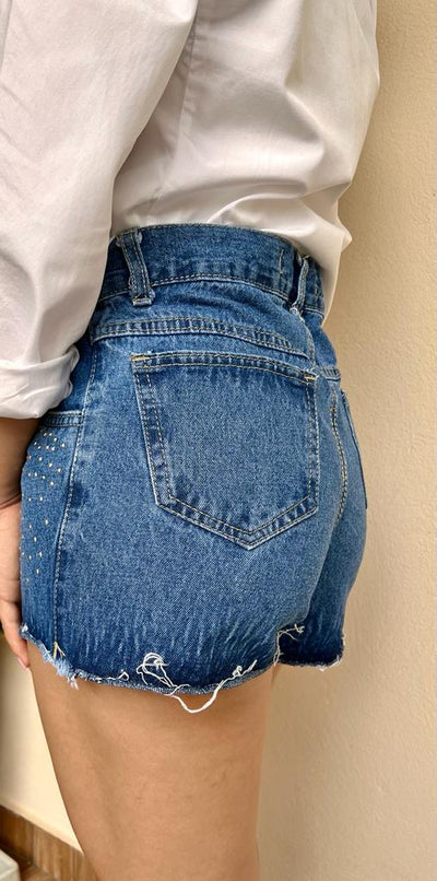 Essentials - Short Tachas Mom Fit