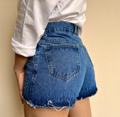 Essentials - Short Tachas Mom Fit