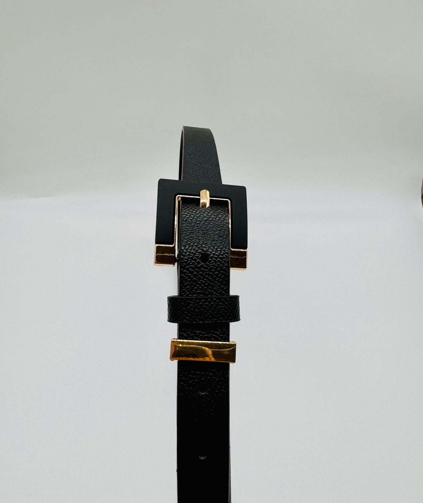 Unico - Cinturon Hebilla dorada