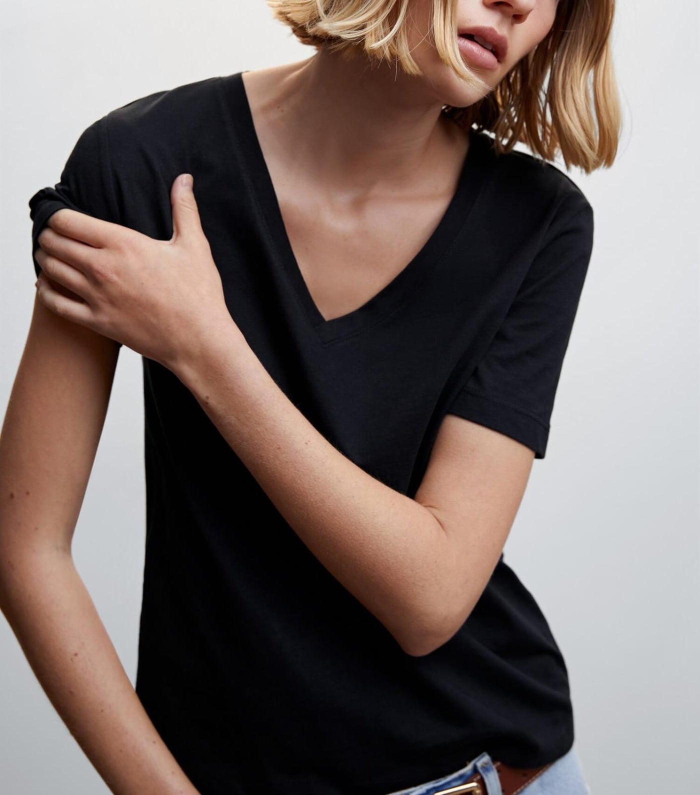 MNG - Camiseta Chalapi Negra