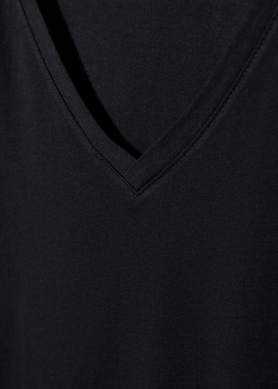MNG - Camiseta Chalapi Negra