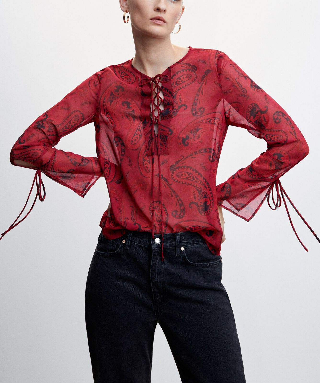 MNG - Blusa paisley lazos