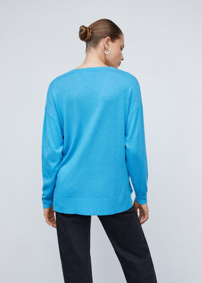 MNG- Jersey cuello pico aberturas
