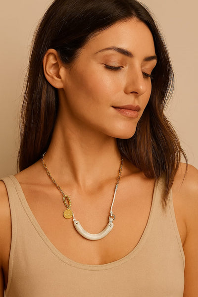 Project-White - Mechi Garay - Collar Ventos