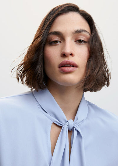 MNG - Blusa fluida lazo