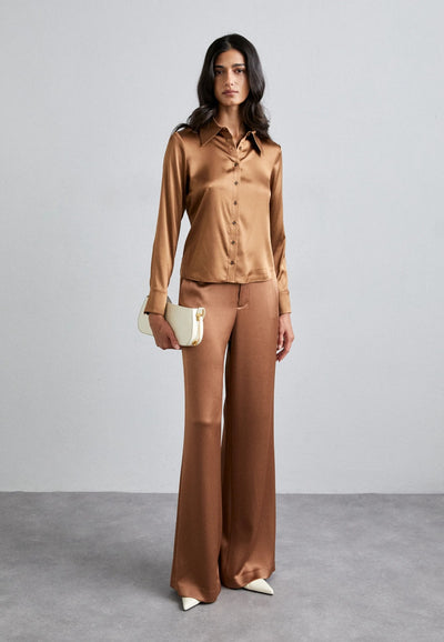 MNG - Pantalón satinado detalle pinzas