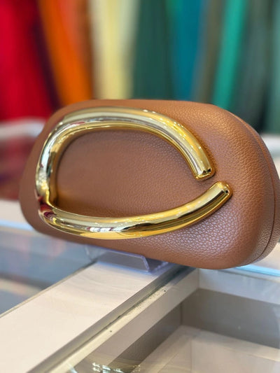 essentials - Clutch Forever Miyin Terra