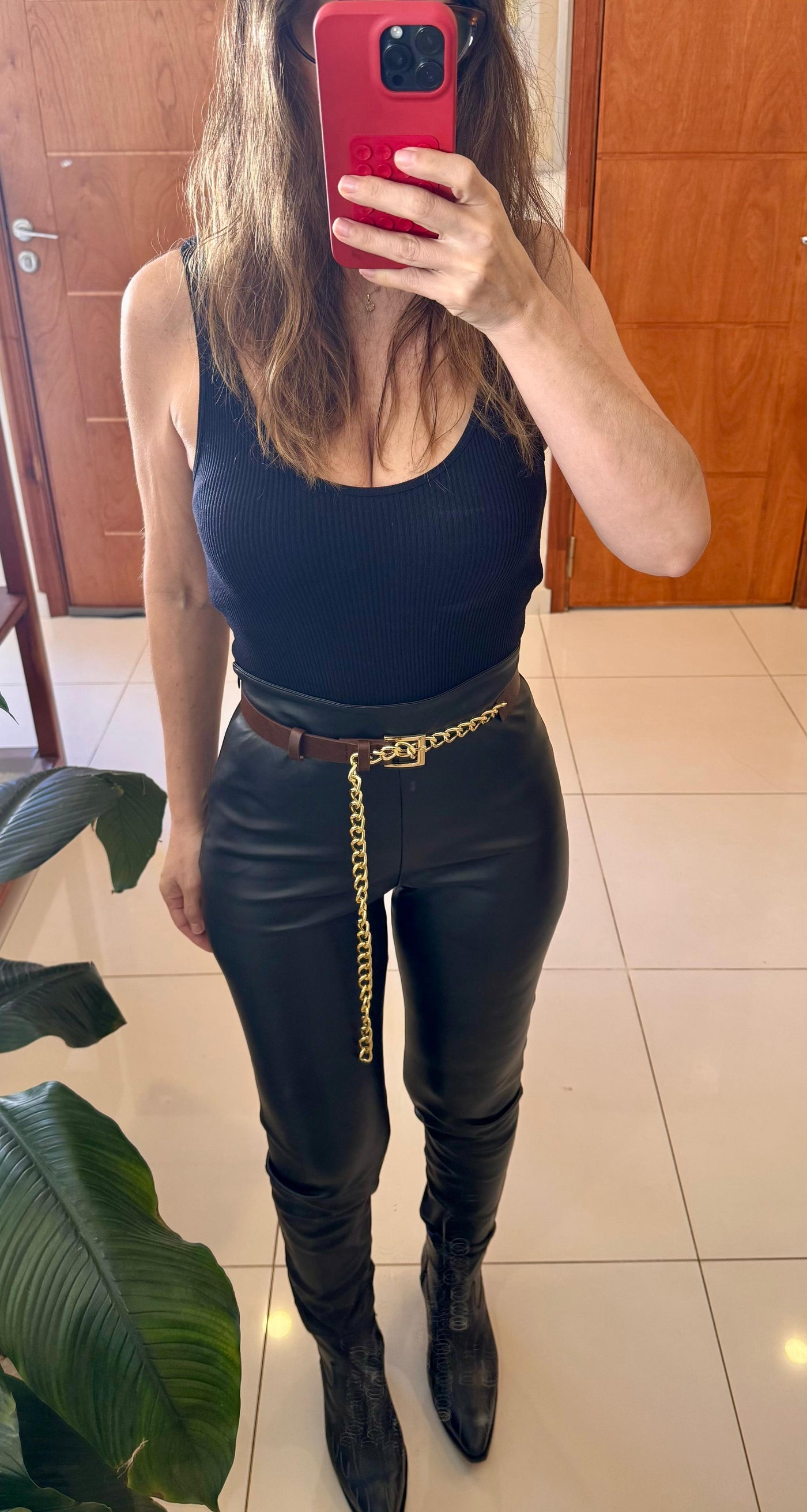 Unico - Cinturon Marron con cadena