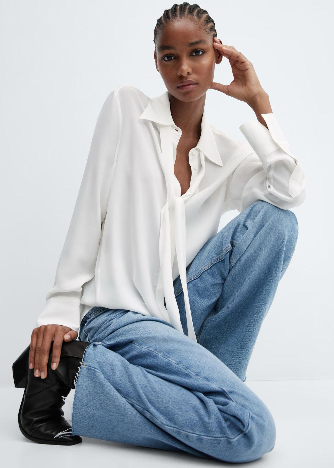 MNG - Blusa con lazo en el cuello