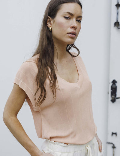 Rotunda - Remera Anina Nut