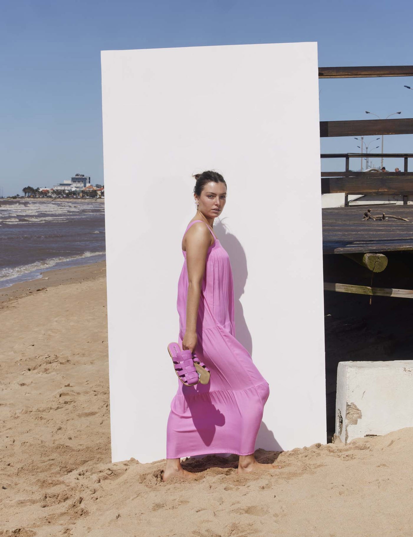Rotunda - Vestido Auset Fuchsia