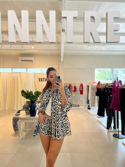 CINNTRE - LancaPerfume - Short de Jeans