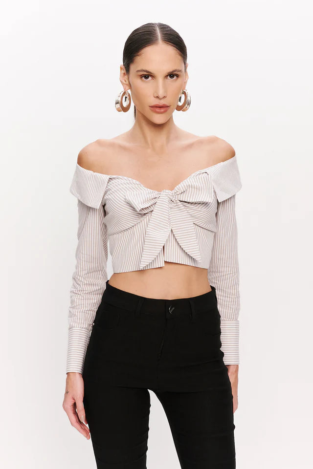 CINNTRE - Camisa Crop