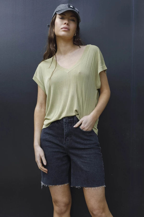Rotunda - Remera Anina Pistacchio