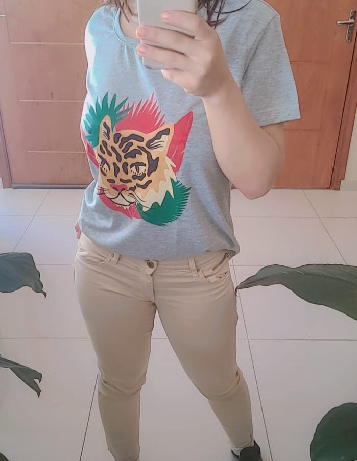 Zhoue - Remera Bellucci