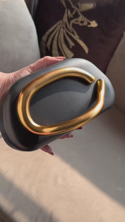 essentials - Clutch Forever Miyin Negro