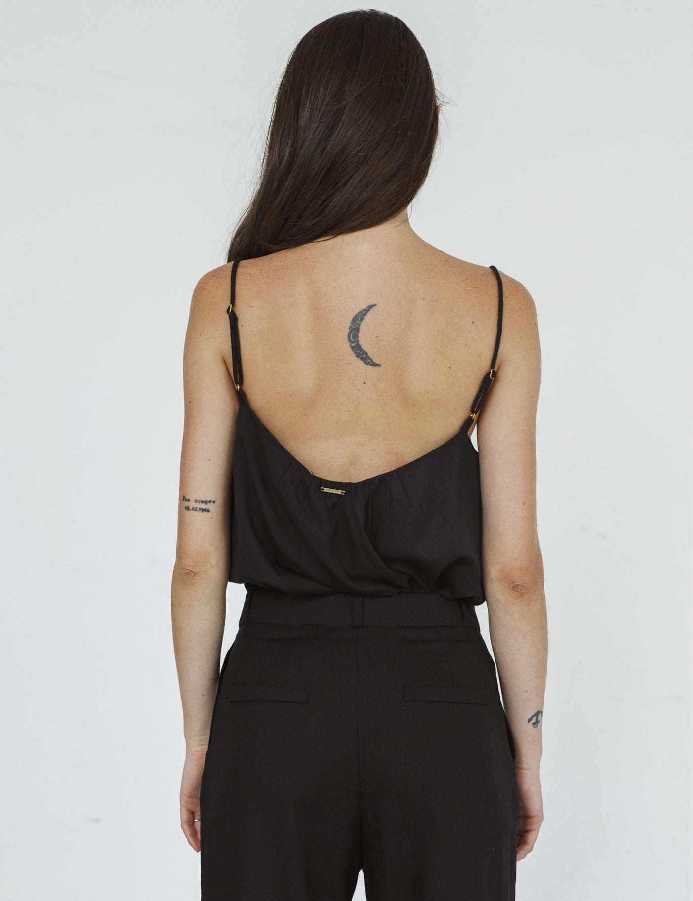 Rotunda - Top Tiksen Black
