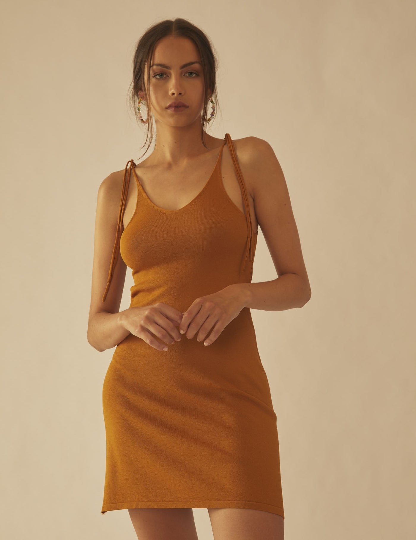 Rotunda - Vestido Turas Tan