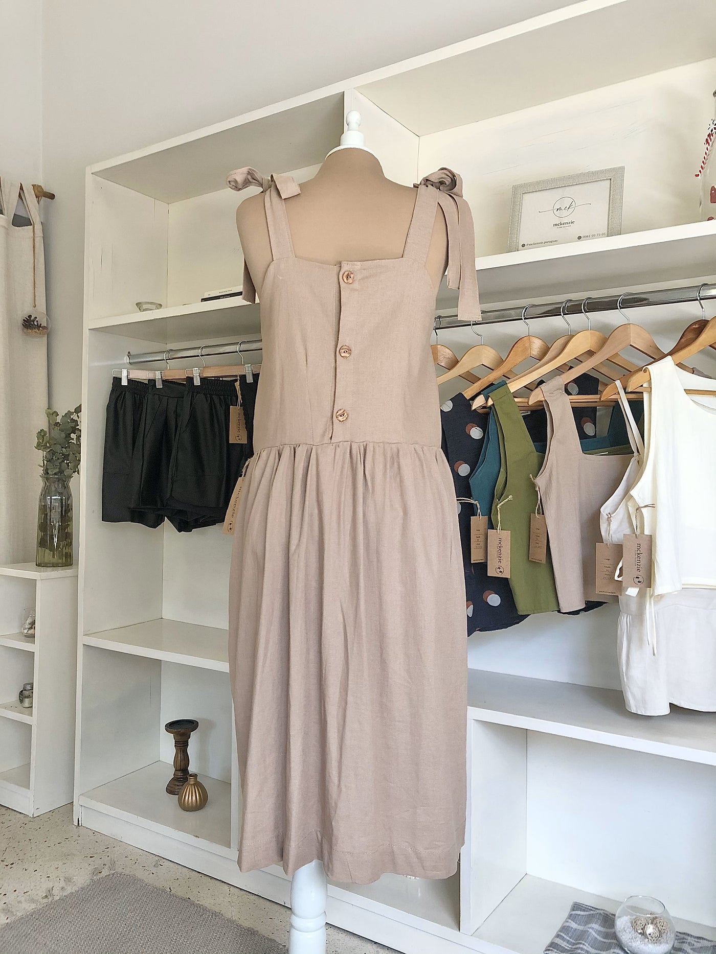 Vestido Midi Lino Nude botones