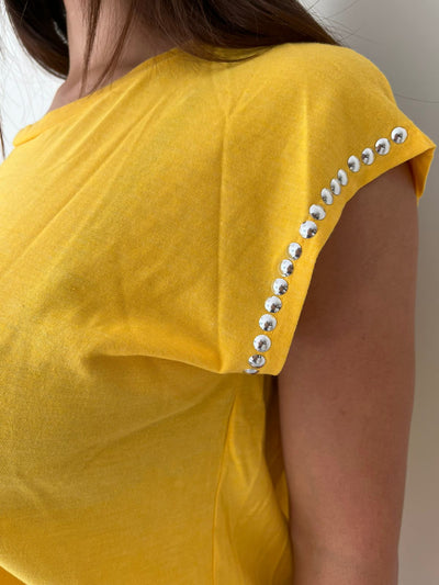 Bernarda - Remera Dorothy con tachas
